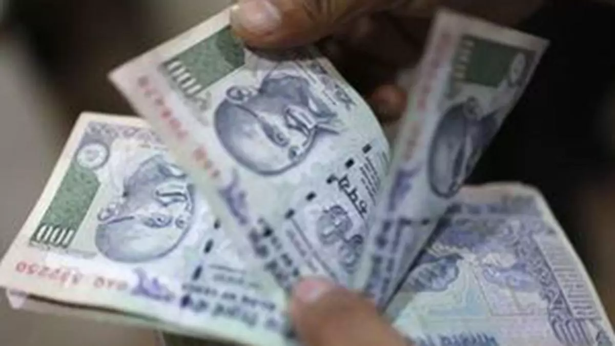 Rupee drops 21 paise to close at 83.39 against US dollar