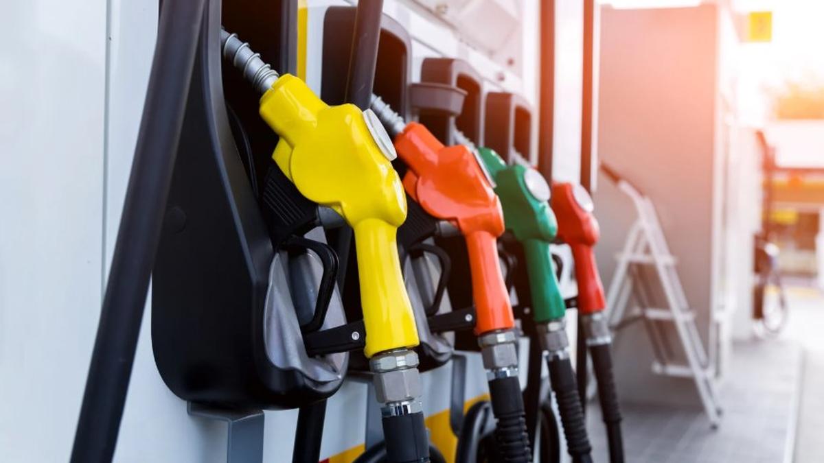 Centre cuts special additional excise duty on petrol, diesel by ₹10; retail prices unchanged