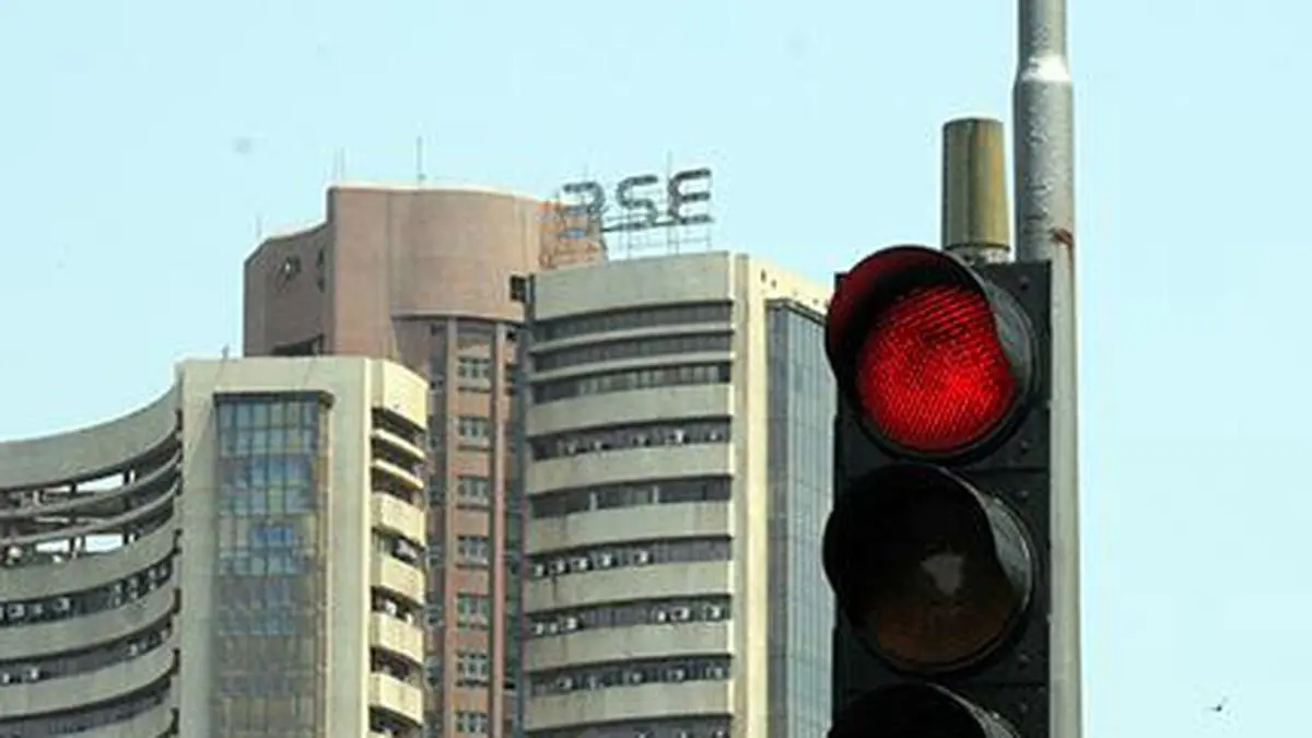 Sensex declines 334 points as metal, power shares retreat amid FII outflows Sensex declines 334 points as metal, power shares retreat amid FII outflows