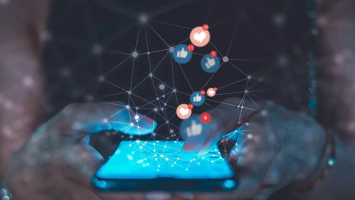 Pak may ban 'uncooperative' social media platforms: Minister