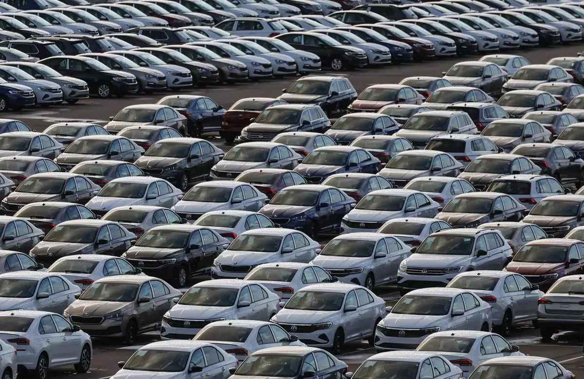 New cars are seen parked at the plant of Volkswagen Group Rus in Kaluga, Russia, on March 30, 2022. REUTERS/Evgenia Novozhenina