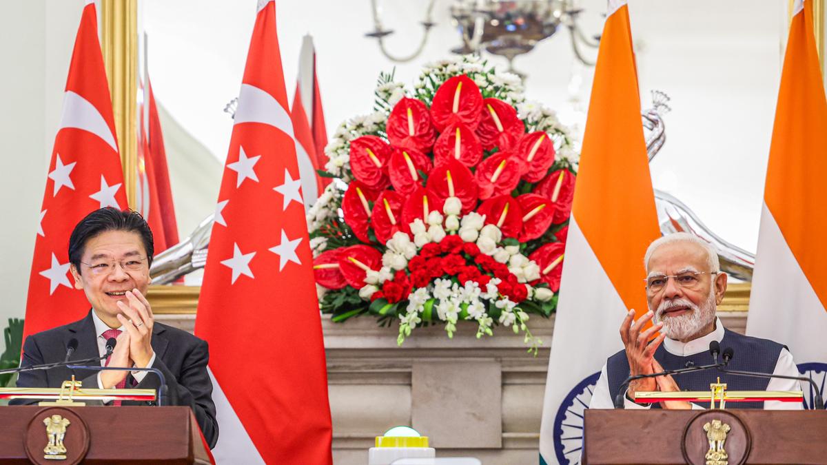 India, Singapore resolve to a time-bound review of trade pacts to boost trade: PM Modi