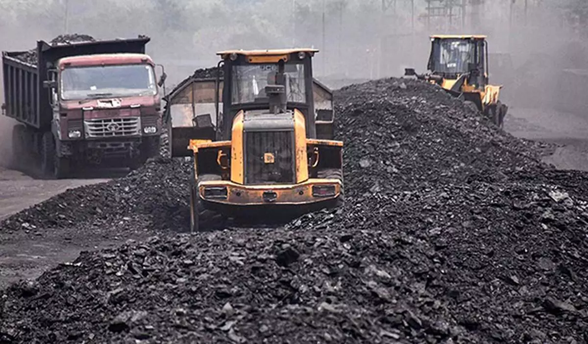 India's coal production to touch 1 billion tonnes next fiscal, Govt informs  Parliament - The Hindu BusinessLine