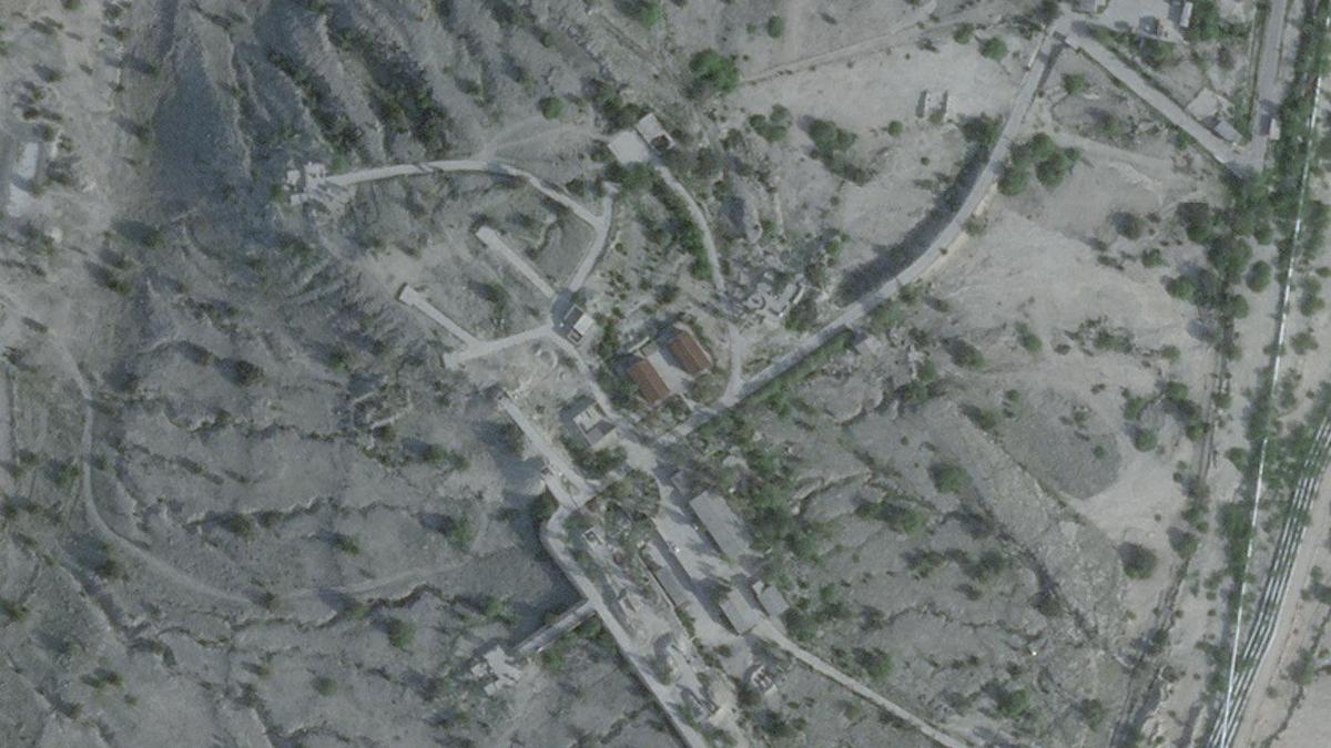 Iran lays mines on Kharg Island amid reports of possible US intervention