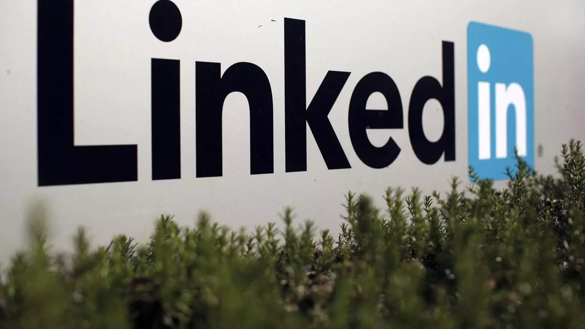 Design, analytics, programming top skills for entry-level roles: LinkedIn