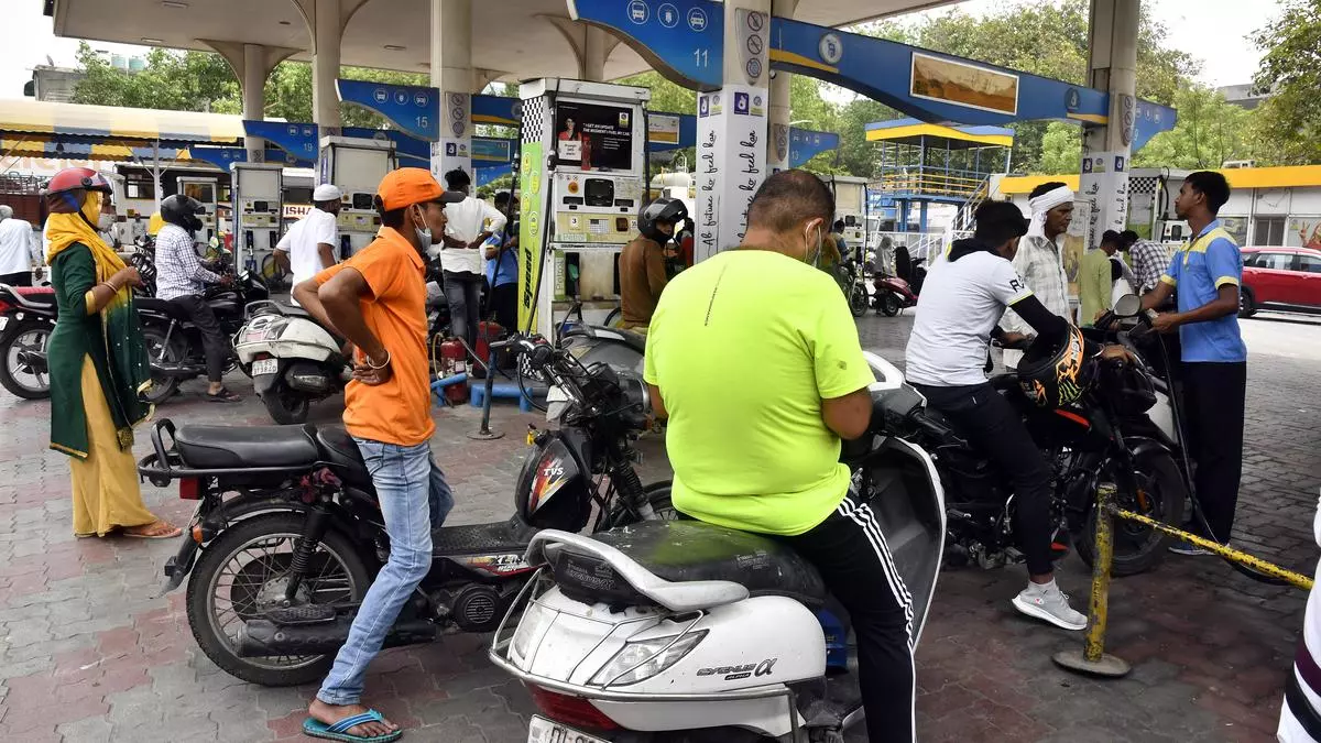 Domestic petrol consumption at record high in Q3 FY23 as Indians splurge on personal mobility