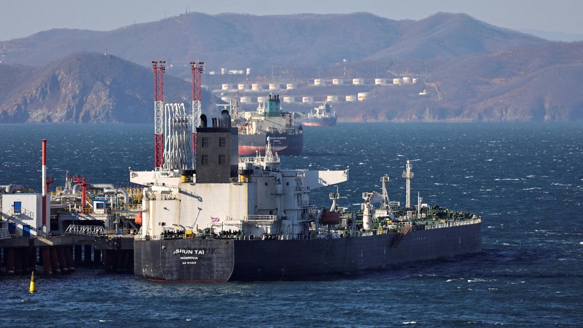 US Treasury allows sanctions waiver on Russian seaborne oil to lapse