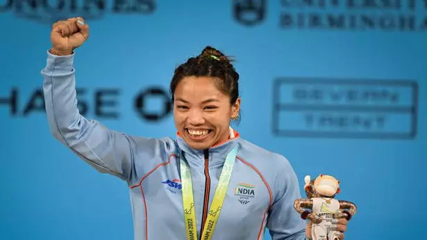 Mirabai Chanu defends 49kg title, gives India first gold of 2022 CWG