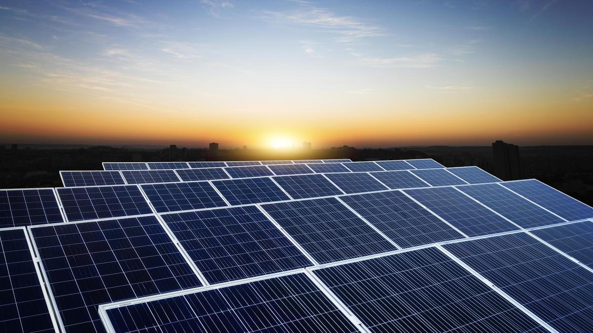 PO10 Solar panels