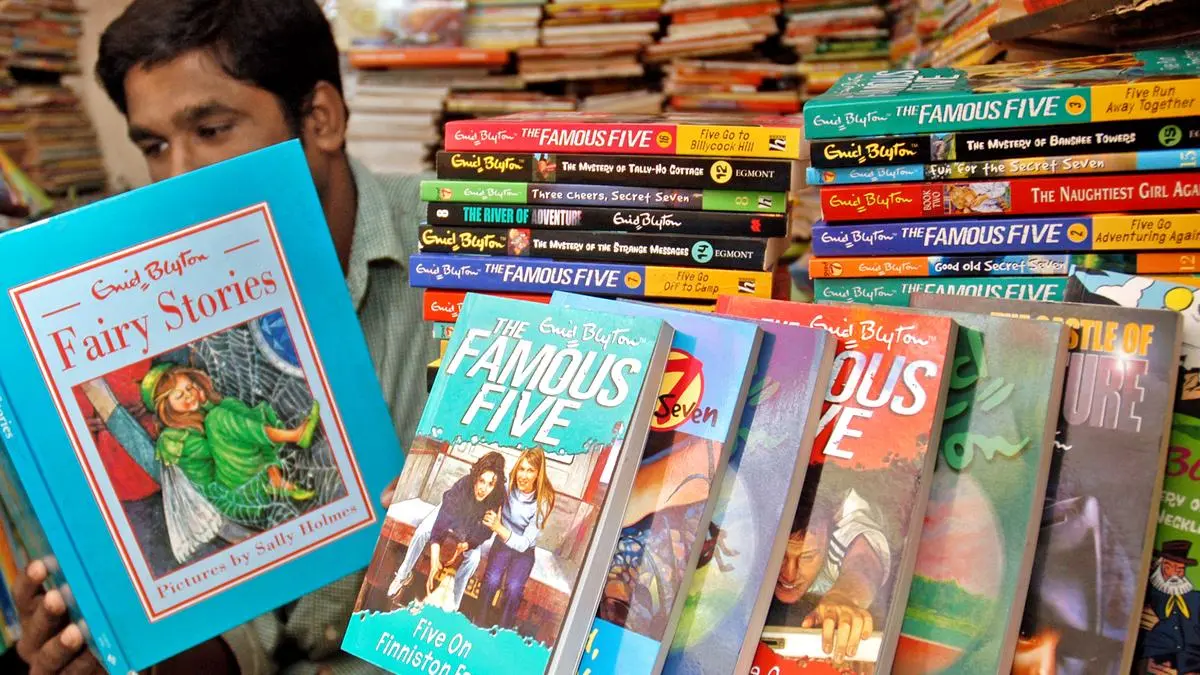 Crossword Bookstores projects ₹400 cr revenue for next fiscal The