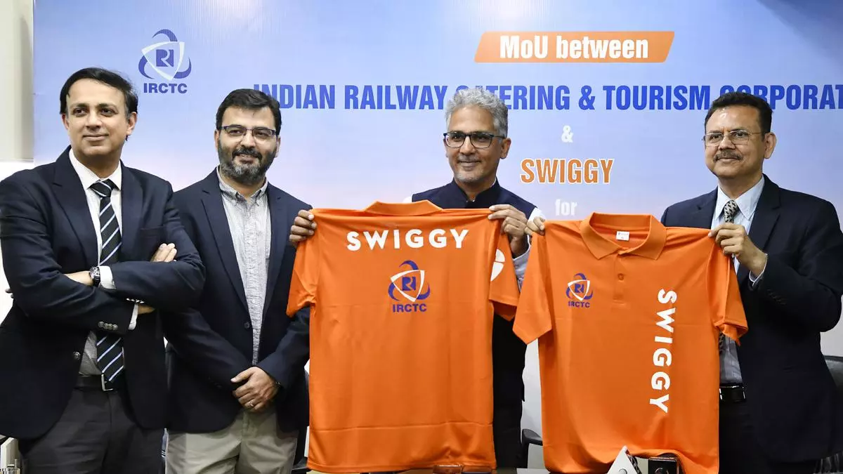 Swiggy and IRCTC join hands to deliver food on Indian Railways