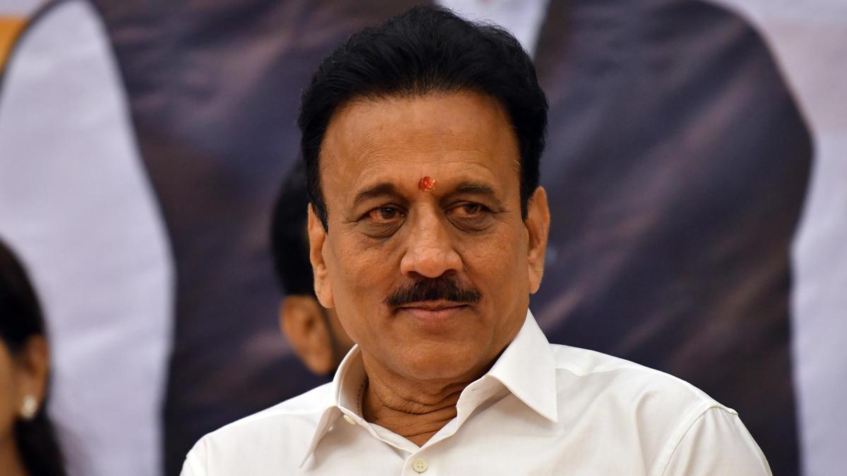 Complaint filed against woman who confronted BJP minister over traffic jam during Mumbai rally