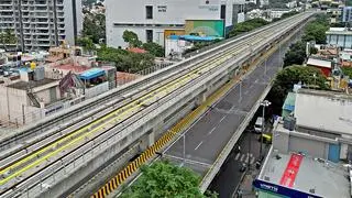 La infraestructura de Afcons dijo que las dos formas del paso elevado en la intersección del Comité Central de Seda de Bangalore se completará en diciembre. La infraestructura de Afcons dijo que las dos formas del paso elevado en la intersección del Comité Central de Seda de Bangalore se completará en diciembre.