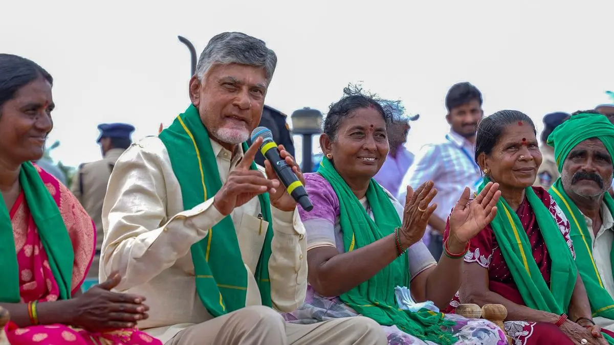 Andhra Pradesh CM sets ₹3.47 lakh target for per capita income in FY26 thumbnail