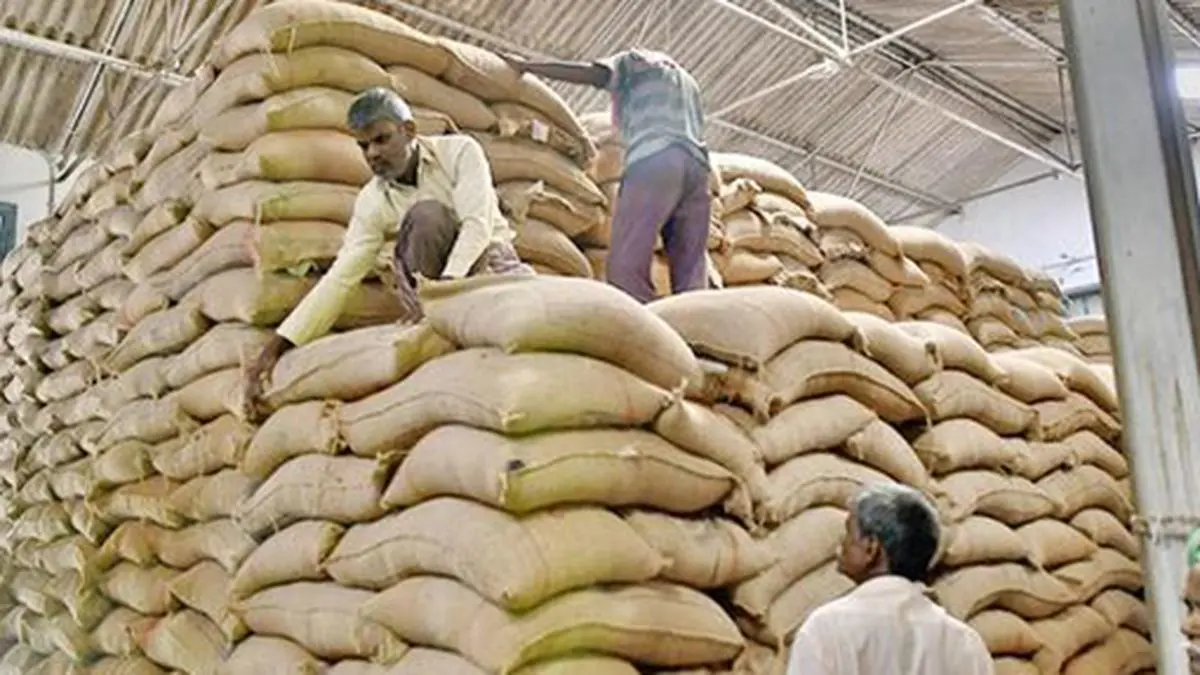 India carrying huge rice stocks over three years old, allege traders