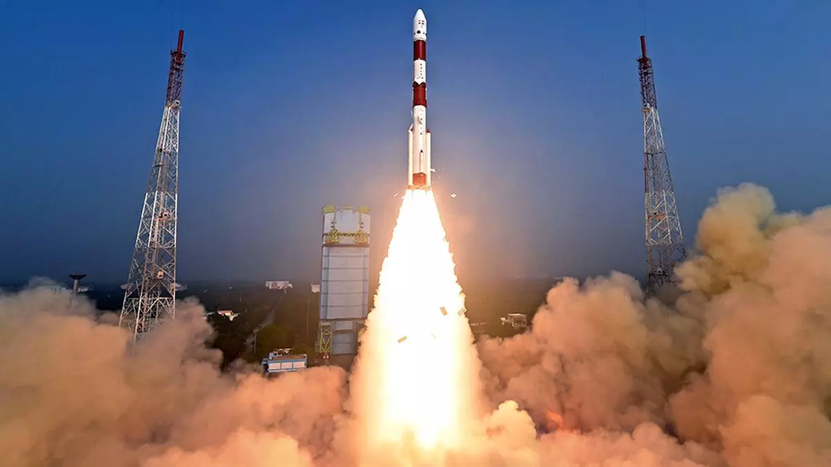 ISRO Reaches New Milestone, Successfully Lands Pushpak Reusable Launch ...