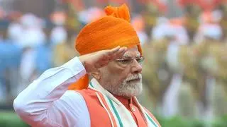 Prime Minister Narendra Modi being accorded a Guard of Honour during the 79th Independence Day celebration at the Red Fort, in New Delhi, Friday, Aug. 15, 2025. (PTI Photo)