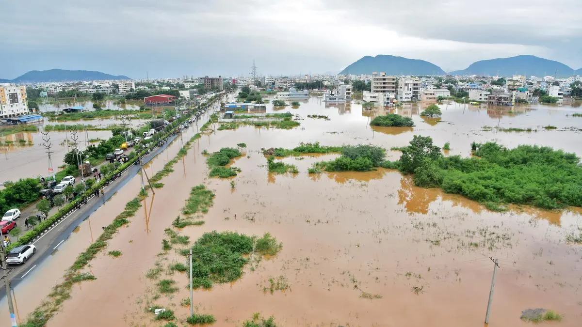 Heavy rains cause massive crop damage in Marathwada