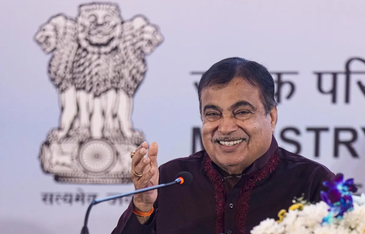 thehindubusinessline.com - Nitin Gadkari launches NHAI-backed Raajmarg Infra Investment Trust