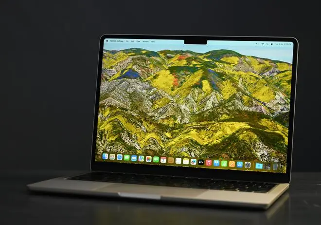 The 13.6-inch Liquid Retina display offers crisp visuals The 13.6-inch Liquid Retina display offers crisp visuals
