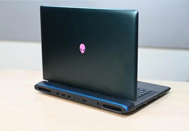 Dell Alienware 16 Area-51.