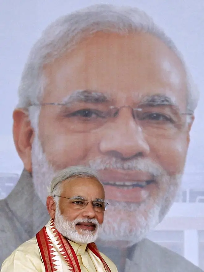 मोदी, जो तीन दशकों में सबसे मजबूत जनादेश के साथ एक ऐसे मंच पर सत्ता में आए, जिसने गरीबों के लिए गरिमा का वादा किया था, पर अक्सर अमीर-समर्थक नीतियों को आगे बढ़ाने का आरोप लगाया गया है।