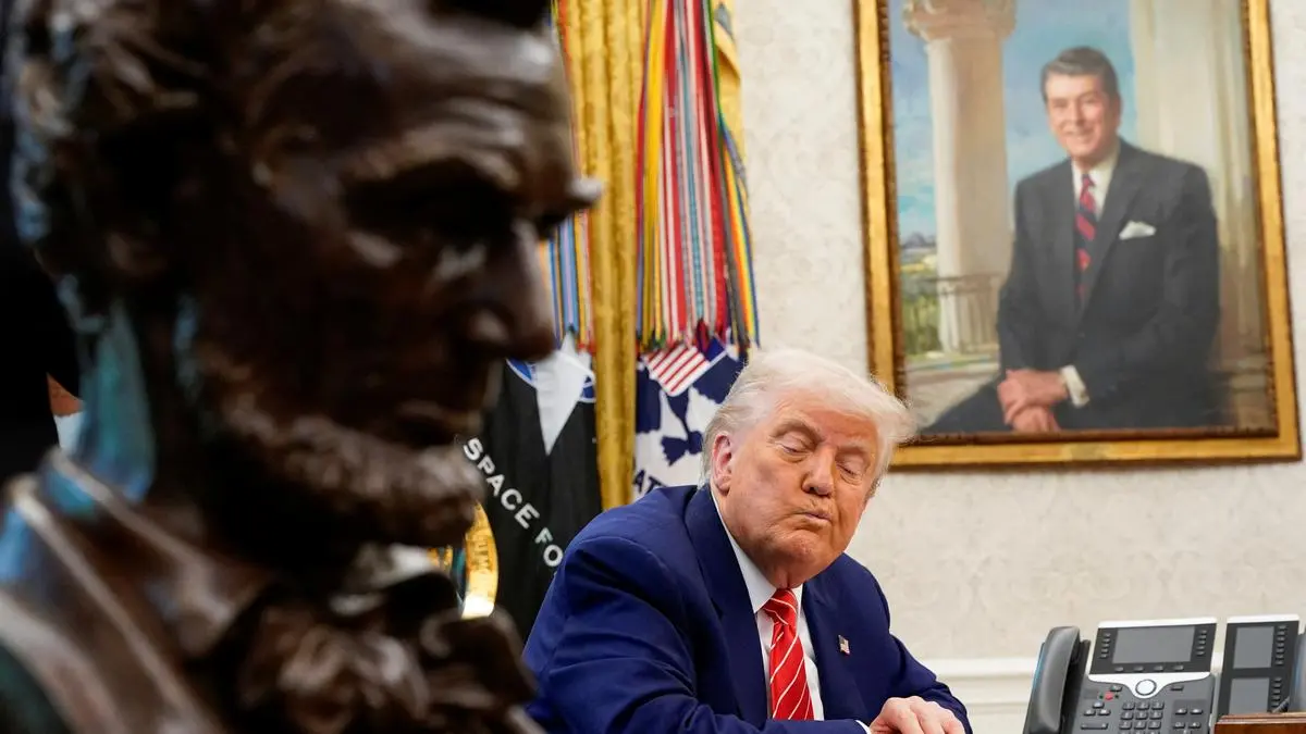 After Trump signals no tariff on gold bars, bullion prices decline