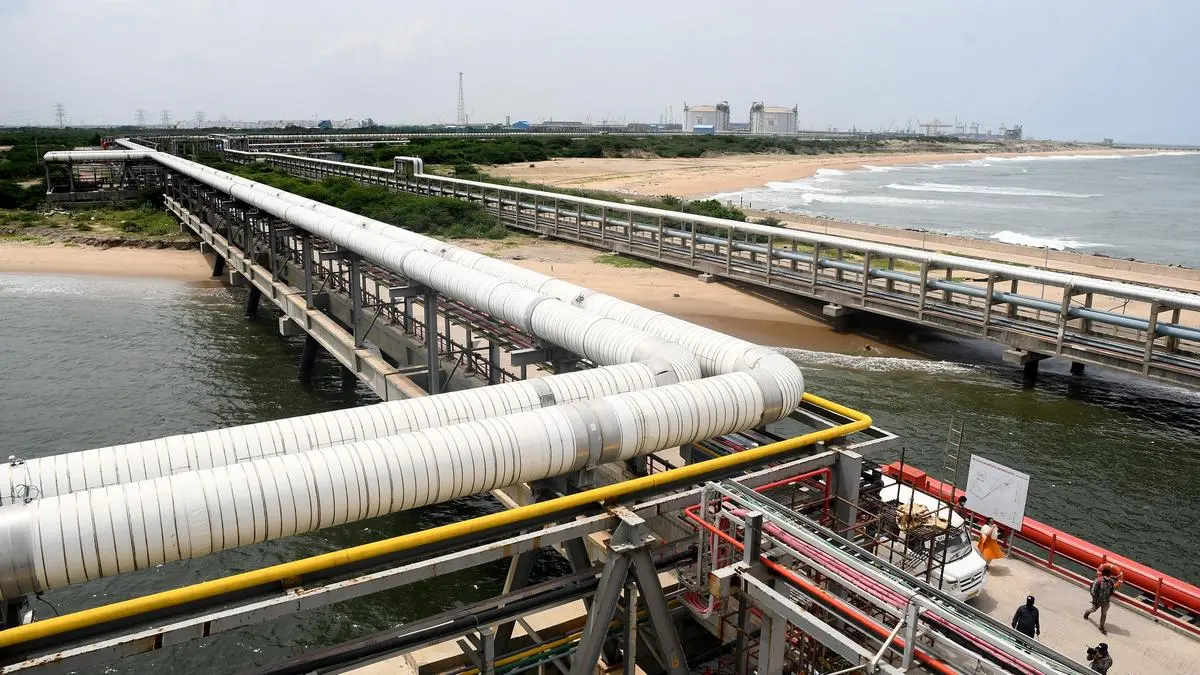 India notifies new gas pipeline order to fast-track infrastructure amid West Asia concerns