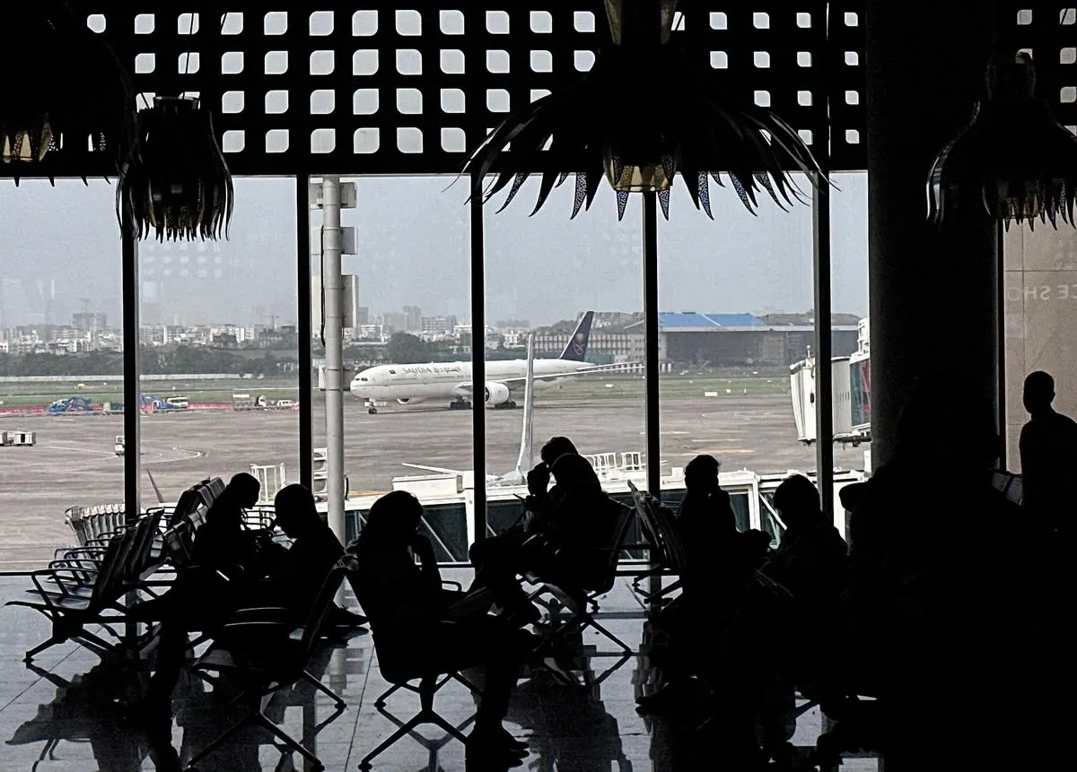 thehindubusinessline.com - Adani Airport Holdings, IHG Hotels & Resorts sign five-hotel deal; Kimpton Hotels & Restaurants enters India