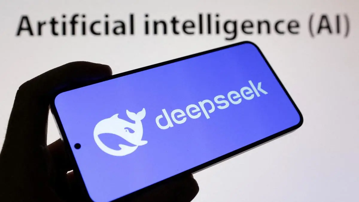 DeepSeek slashes fees for new AI model in Chinese price war