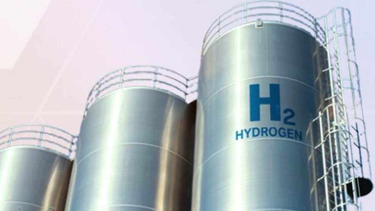 India commissions 8,000 TPA green hydrogen capacity, targets 5 MMT by 2030