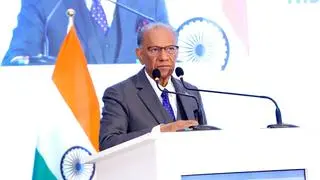El primer ministro de Mauricio, Navinchandra Ramgoolam, se dirige a un cónclave de negocios en Mumbai el miércoles 
