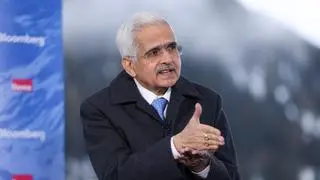 Shaktikanta Das, Governor of the Reserve Bank of India), at the World Economic Forum (WEF) in Davos, Switzerland Shaktikanta Das, Governor of the Reserve Bank of India), at the World Economic Forum (WEF) in Davos, Switzerland