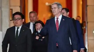 U.S. Treasury Secretary Scott Bessent leaves on his way back to the U.S., while trade talks between the U.S. and China continue, in London, Britain, June 10, 2025. 