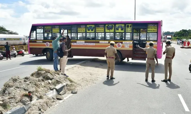 TNSTC buses in Hosur were terminated at the Tamil Nadu-Karnataka border on account of the Karnataka bandh called on Friday. 