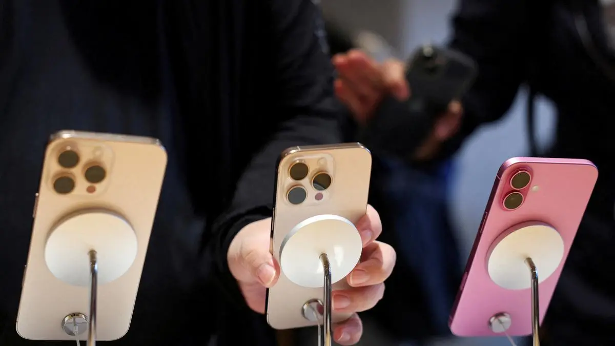 Apple claims Oppo stole trade secrets