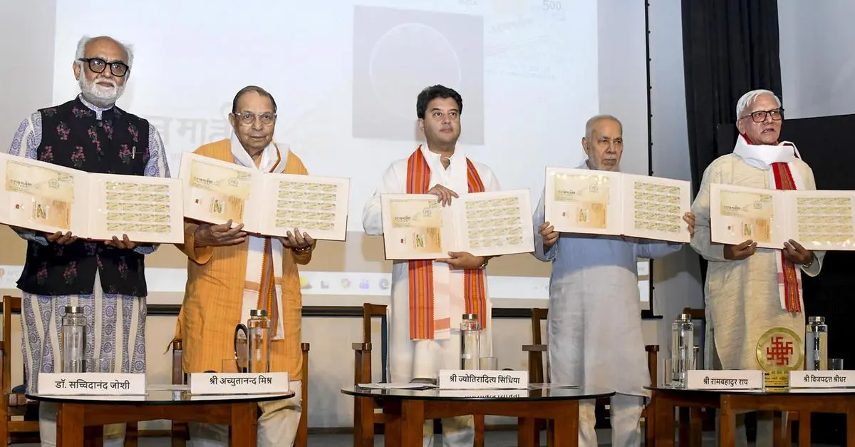 thehindubusinessline.com - In era of AI, deepfake, credibility crisis looms largest: Scindia on challenges for journalism