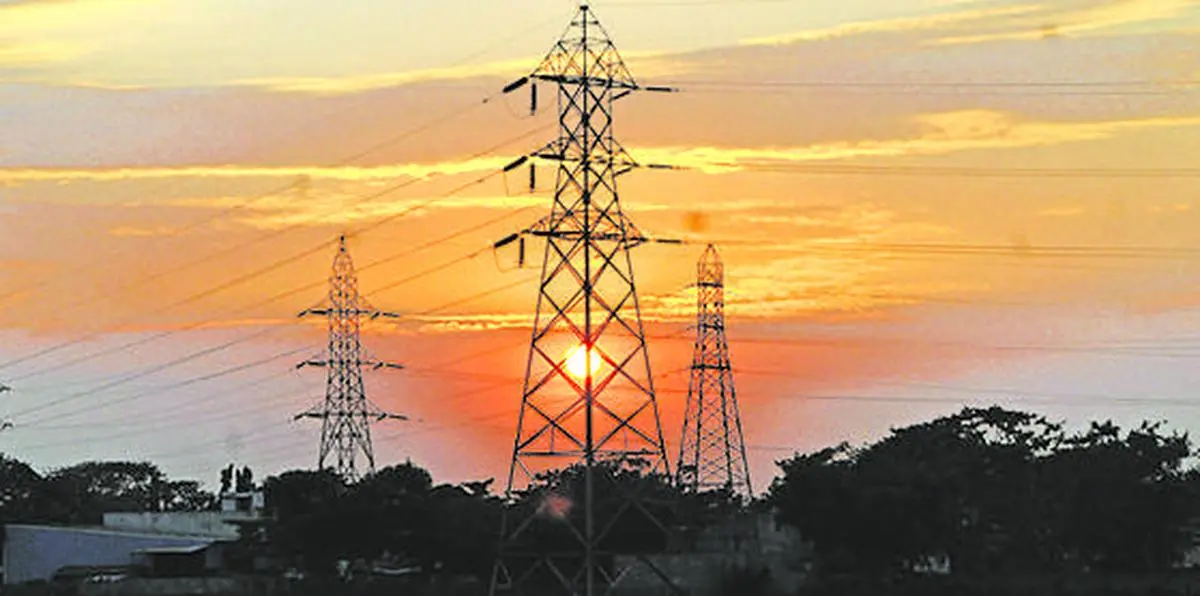 thehindubusinessline.com - India's solar hour peak power demand tops 267 GW on Friday
