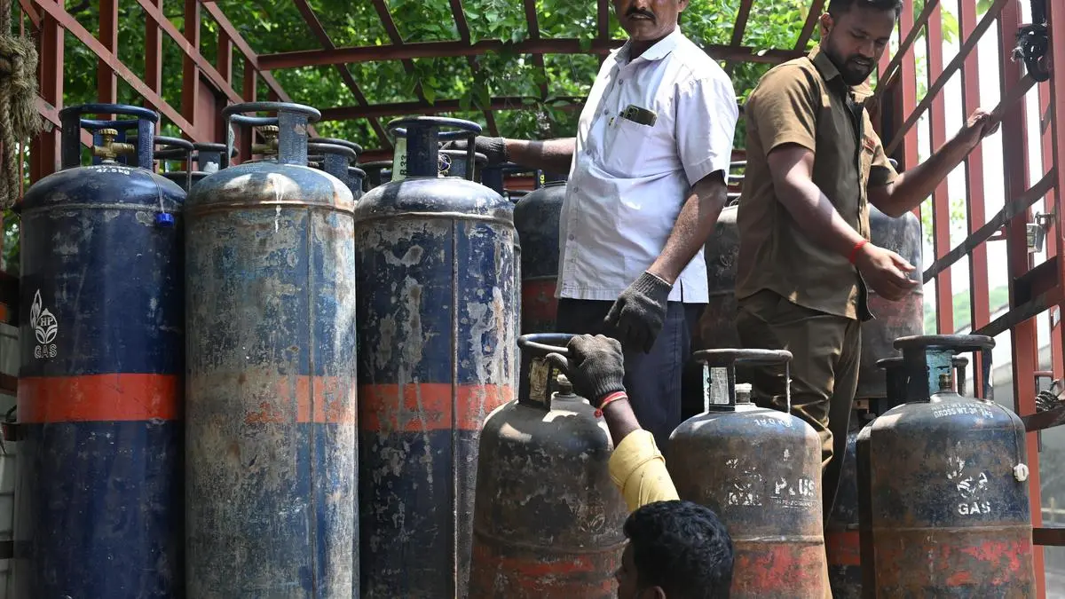 Steep hike in commercial LPG prices; diesel, petrol, domestic LPG & jet fuel rates unchanged