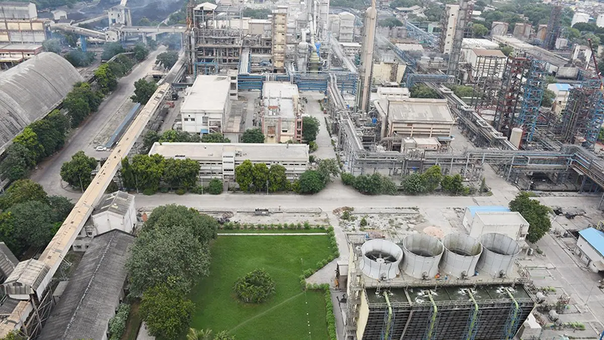 GNFC shuts TDI-II plant at Dahej after gas leak - The Hindu BusinessLine