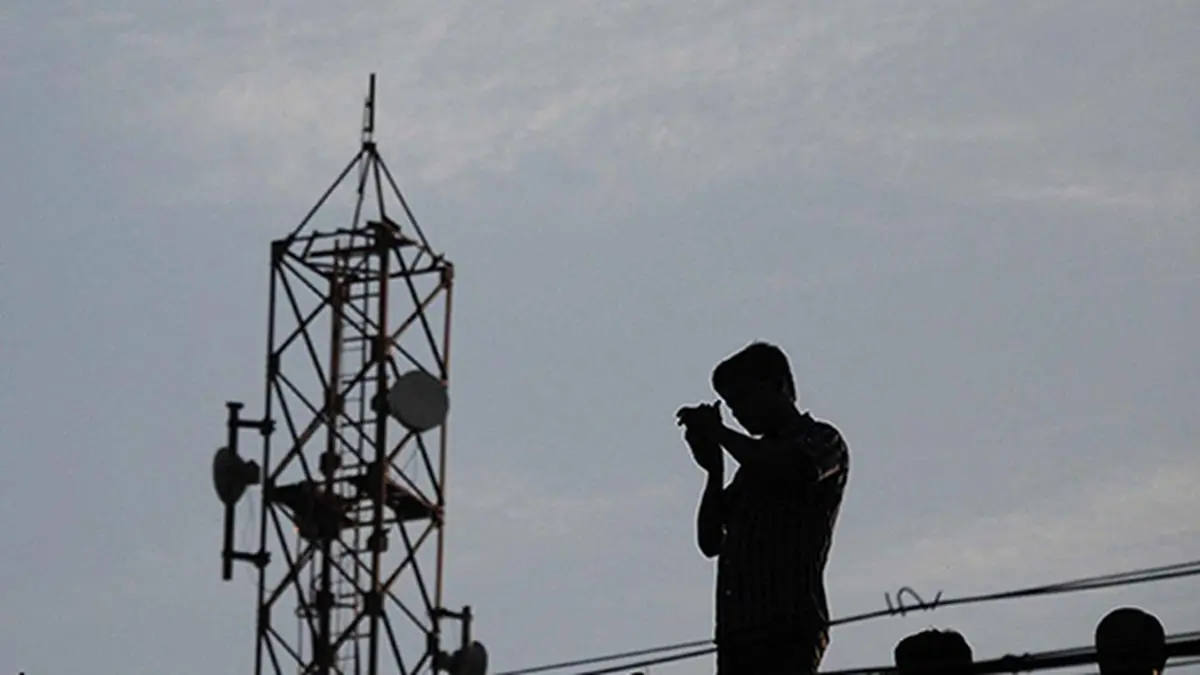Pricing gap between postpaid and prepaid telecom services narrows: Motilal Oswal  