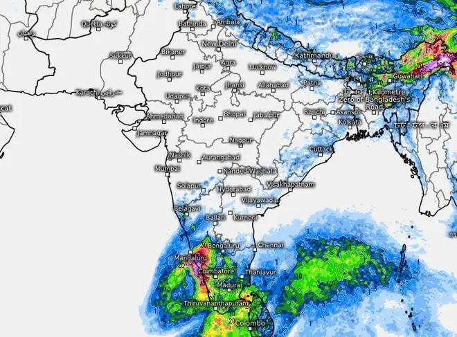 Projections for the weekend shows thundershower regime further entrenching over South and East-North-East linked by a narrow corridor along the East Coast Projections for the weekend shows thundershower regime further entrenching over South and East-North-East linked by a narrow corridor along the East Coast