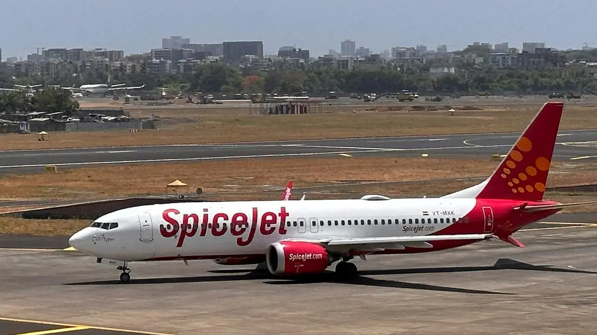 SC allows SpiceJet to make payments to Credit Suisse in instalments