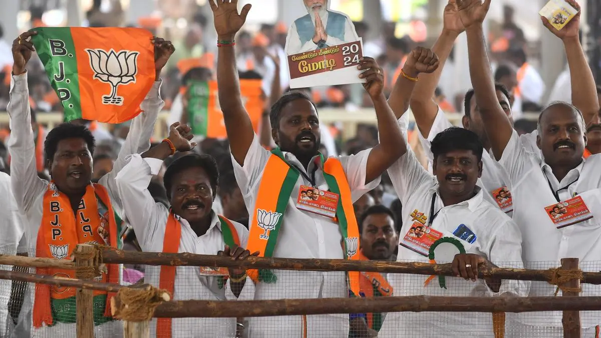 DMK questions, the BJP replies as both issues full page ads