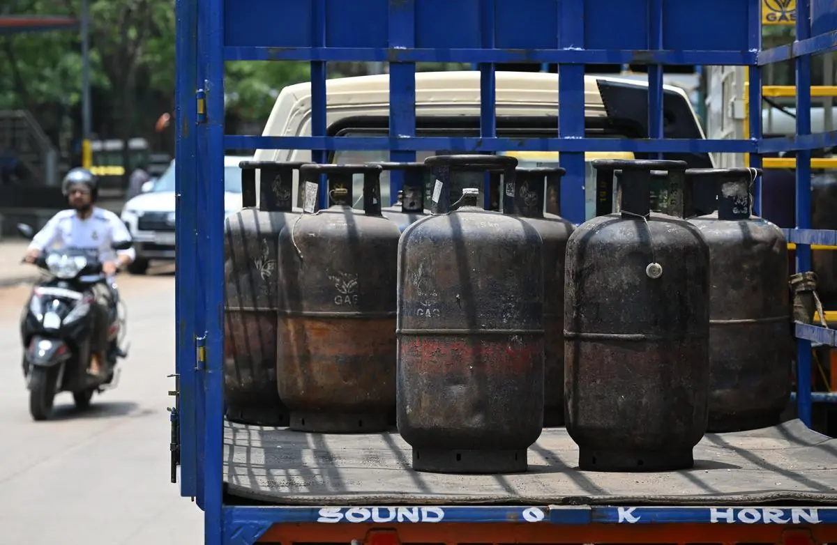 thehindubusinessline.com - Centre extends 70% LPG allocation to ceramics, pharma, specialised industries