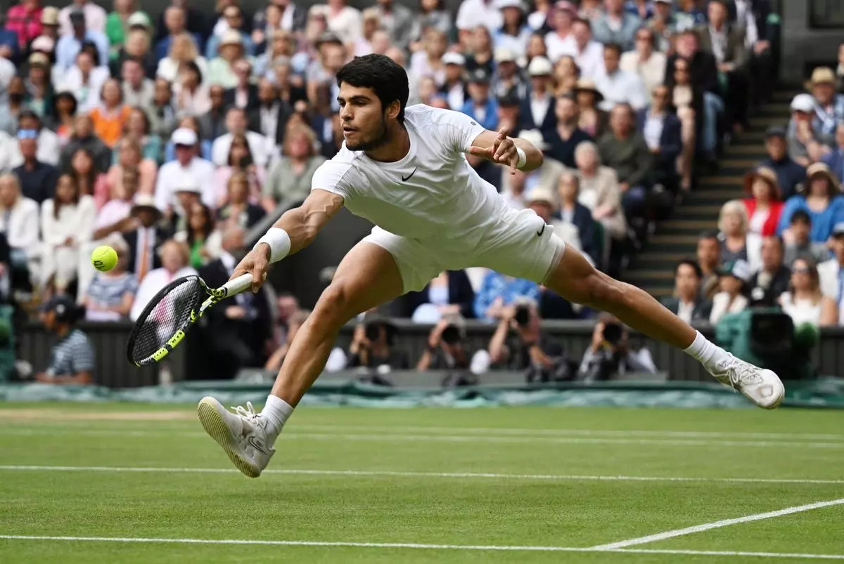 Wimbledon Final 2023 Carlos Alcaraz claims maiden Wimbledon title, ending Djokovics decade reign at SW19