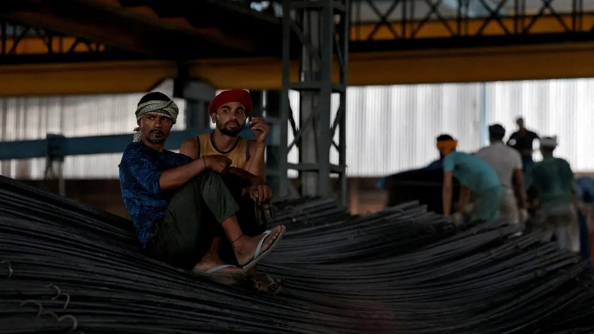 India mulls extending safeguard duty on steel imports