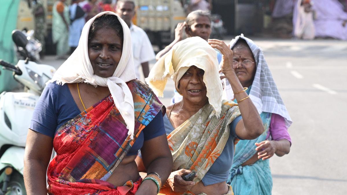 Akola in Maharashtra hottest in India at 46.9 deg C; Vidarbha under grip of heat wave