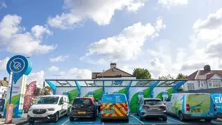 Companies that set up manufacturing facilities for e-vehicles will be allowed limited imports of cars at lower customs duty Companies that set up manufacturing facilities for e-vehicles will be allowed limited imports of cars at lower customs duty