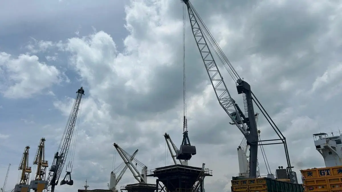 VOC Port Authority signs MoUs for green ammonia, sustainability initiatives